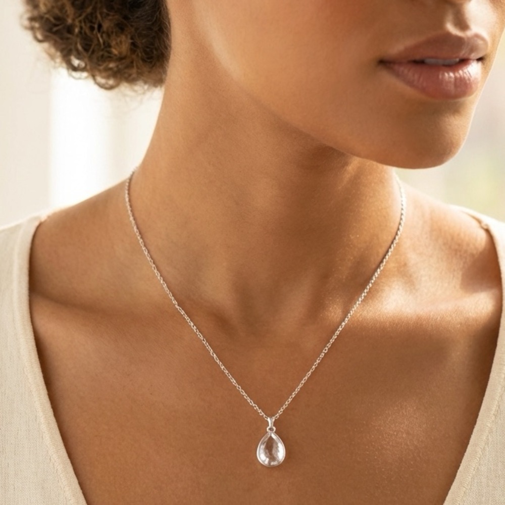 Sonoma Silver Tone Teardrop Pendant Necklace 18”